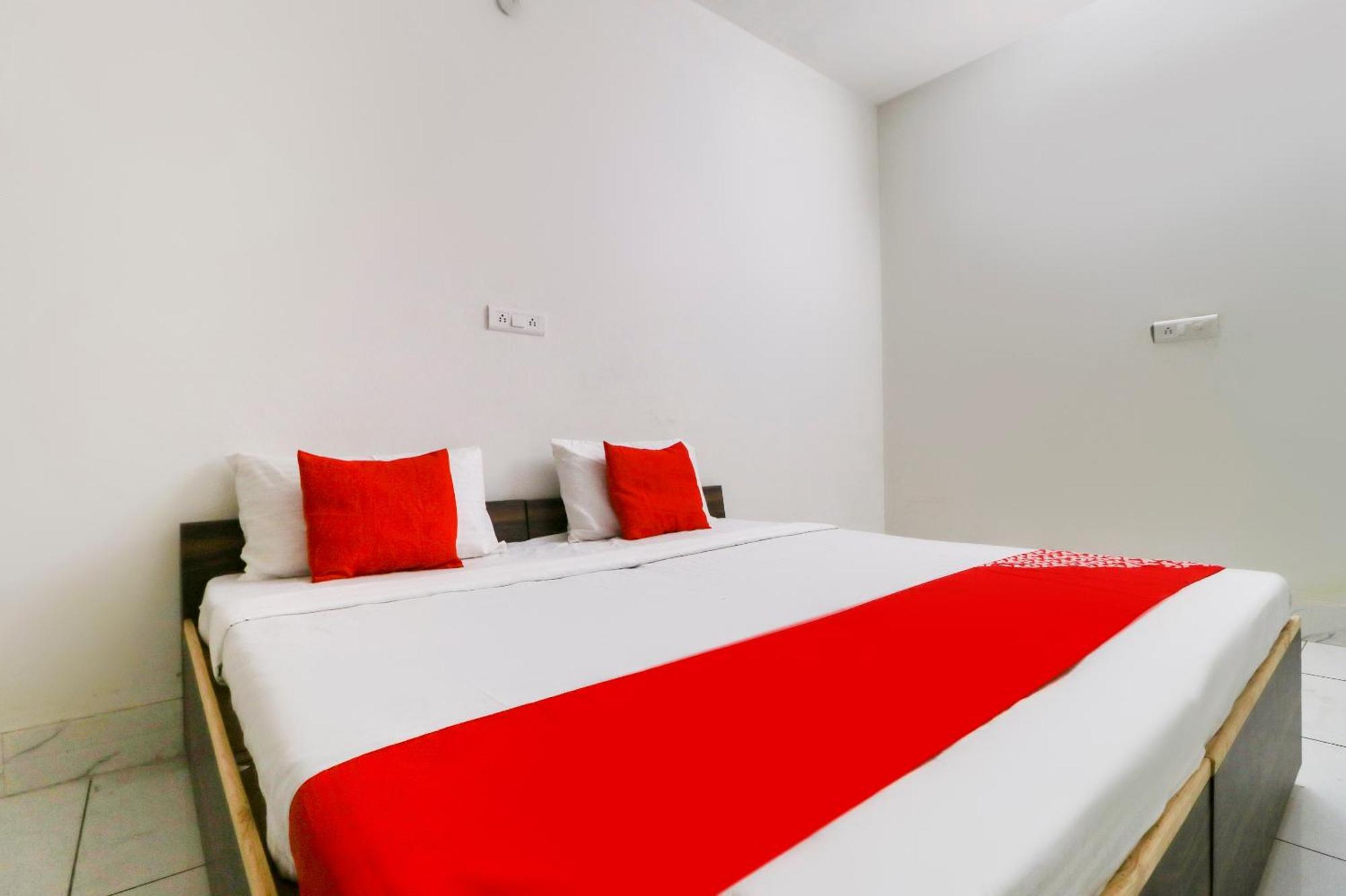 Hotel O Sky Garden Ludhiana Eksteriør billede