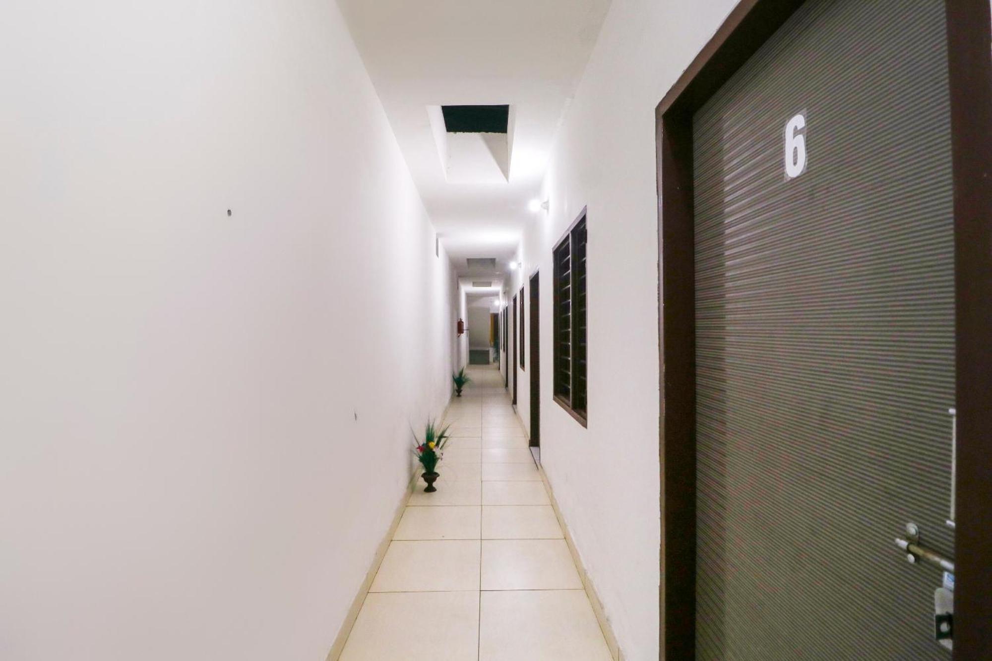 Hotel O Sky Garden Ludhiana Eksteriør billede